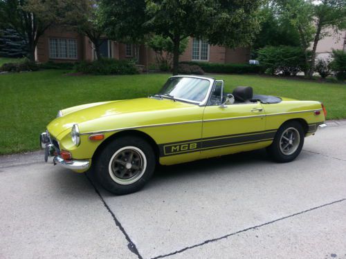 Mgb 1974 chrome bumper roadster  **no reserve **&#034; ultimate garage find&#034;