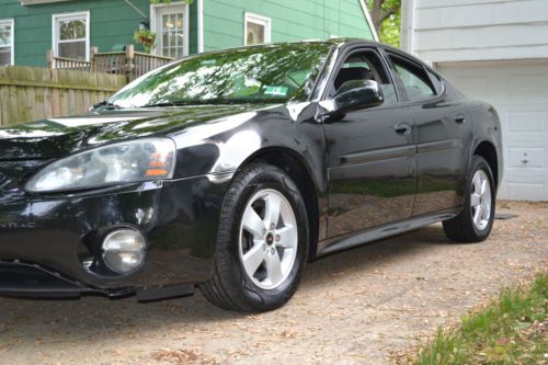 2005 pontiac grand prix base sedan 4-door 3.8l