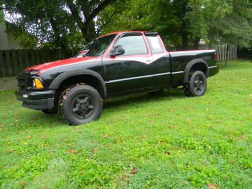 1996 chevrolet s10 zr2 extended cab pickup 4x4 (custom paint)