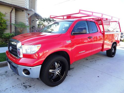 2007 toyota tundra sr5 crew cab 4x4 utility truck carfax certified no reserve!