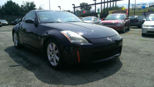 2005 Nissan 350Z Touring Coupe 2-Door 3.5L, image 3