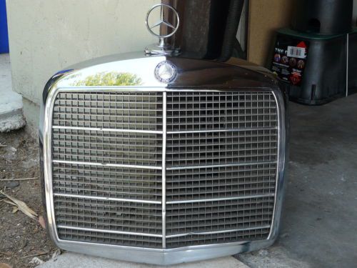 1966 Mercedes-Benz MBZ M100 600 SWB Limousine 4-Door Sedan, image 2