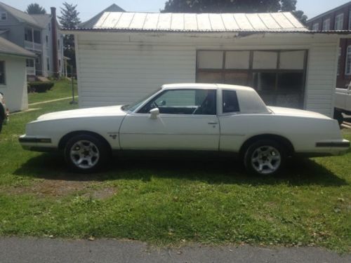 1983 pontiac grand prix