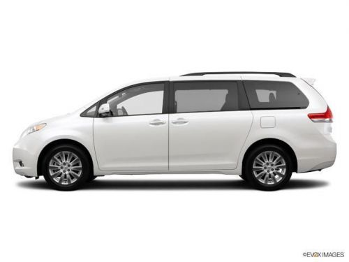 2014 toyota sienna limited