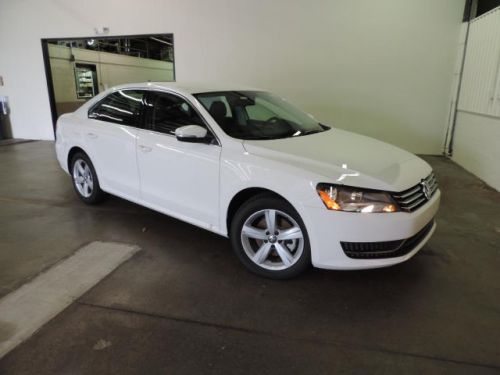 2014 volkswagen passat 2.5l se