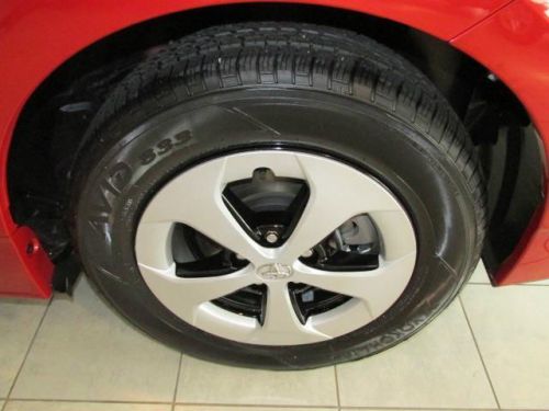 2014 Toyota Prius Two, US $25,235.00, image 2