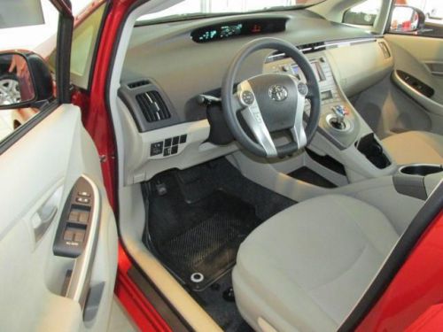 2014 Toyota Prius Two, US $25,235.00, image 5