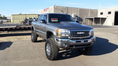 2006 gmc sierra 2500 hd sle crew cab pickup 4-door 6.6l lifted!