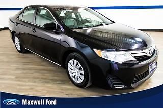 13 camry le, 2.5l 4 cyl, auto, cloth, pwr equip, clean 1 owner1