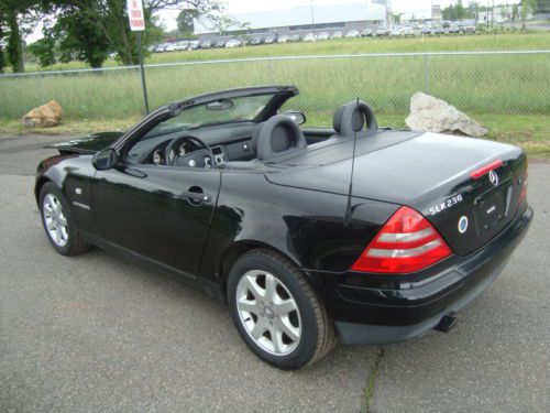 Slk230 convertible salvage rebuildable repairable wrecked project damaged fixer