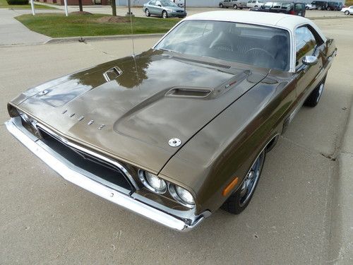 1974 dodge challenger rallye hardtop 2-door 360 cid 4 spd #'s matching !!!!!