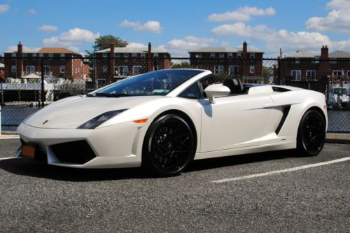 2011 lamborghini gallardo lp560-4 spyder convertible 2-door 5.2l