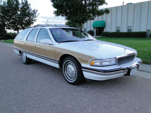 1995 buick roadmaster estste wagon wood grain station wagon lt1 mint condition