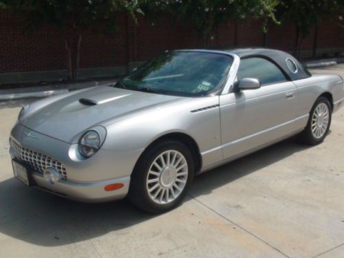 2004 ford thunderbird**black top** two tone interior** 12k miles** 75 pictures