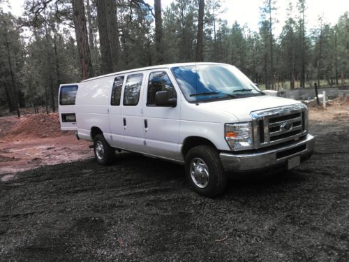 2010 e 250 ford cargo van,  5.7 v8 four speed overdrive