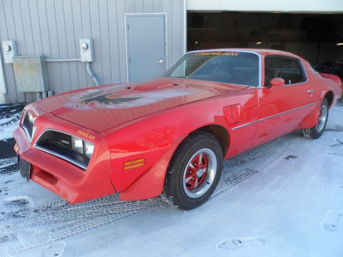 1977 trans am, 400 / 6.6   solid car that runs well!