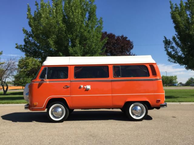 Volkswagen: bus/vanagon riviera