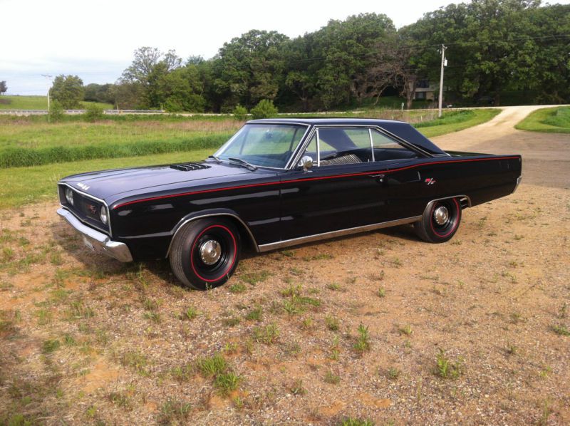 1967 dodge coronet rt 440 4 speed, orig black w red accent stripes!