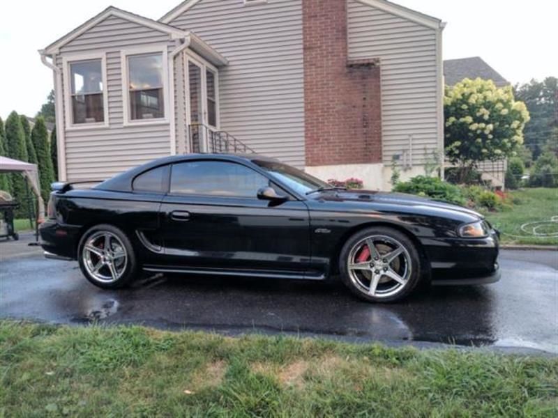 1998 ford mustang gt