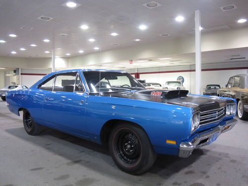 1969 plymouth road runner - two door hardtop - rebuilt 440cid - very clean/solid