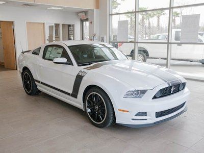 Boss 302 new manual coupe 5.0l cd 6-speed manual transmission  (std) mp3 player