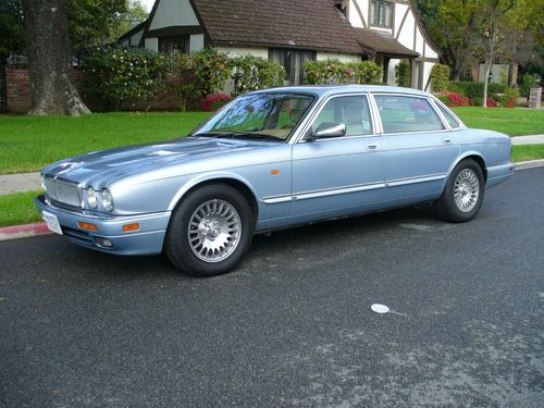 Gorgeous california jaguar xj6 vanden plas  rare ice blue  runs perfect must see