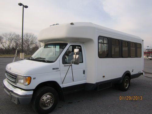 1997 ford e450 wheelchair bus 1 owner 40,000 original miles 15 pass
