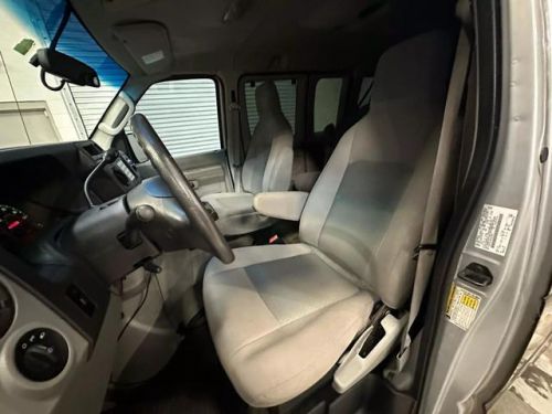 2013 Ford E350 Super Duty Passenger XLT Van 3D, US $16,999.00, image 2