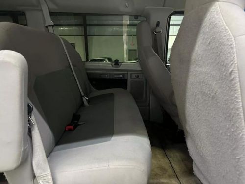 2013 Ford E350 Super Duty Passenger XLT Van 3D, US $16,999.00, image 9