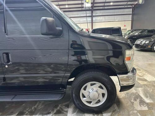 2013 Ford E350 Super Duty Passenger XLT Van 3D, US $16,999.00, image 13