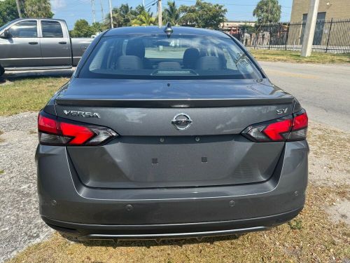 2021 nissan versa