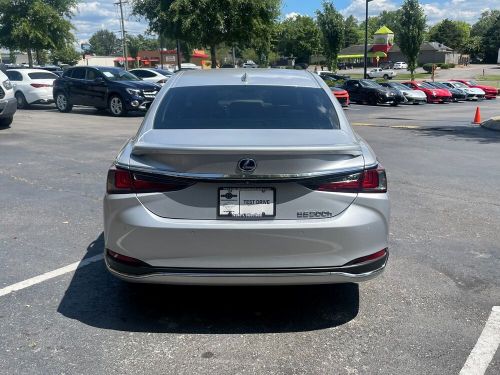 2021 lexus es