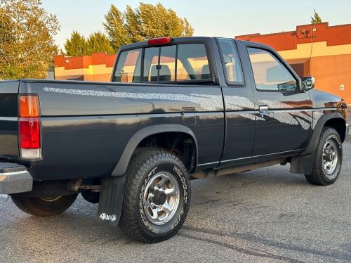 1994 Nissan Pickup XE, US $2,025.00, image 2