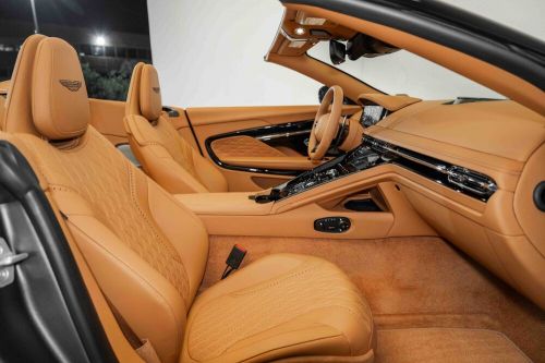 2025 Aston Martin DB12 VOLANTE Volante, US $336,800.00, image 9