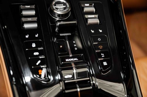 2025 Aston Martin DB12 VOLANTE Volante, US $336,800.00, image 23