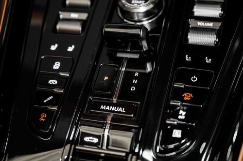 2025 Aston Martin DB12 VOLANTE Volante, US $336,800.00, image 24