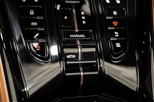 2025 Aston Martin DB12 VOLANTE Volante, US $336,800.00, image 25