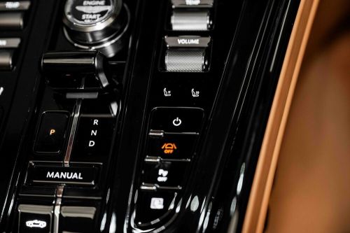 2025 Aston Martin DB12 VOLANTE Volante, US $336,800.00, image 27