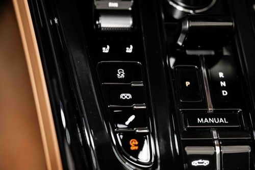 2025 Aston Martin DB12 VOLANTE Volante, US $336,800.00, image 28