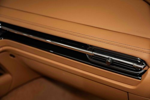 2025 Aston Martin DB12 VOLANTE Volante, US $336,800.00, image 29