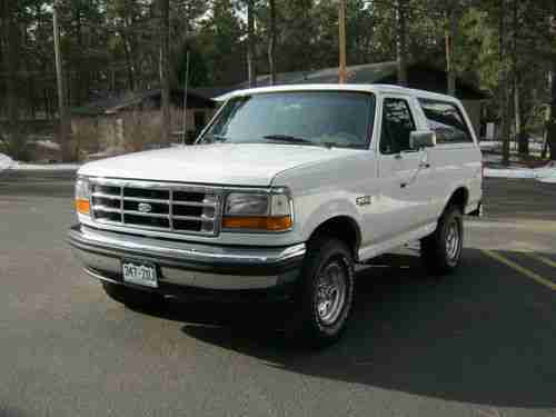 1995 Ford Bronco XL - NICE!, image 2