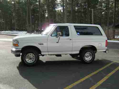 1995 Ford Bronco XL - NICE!, image 6