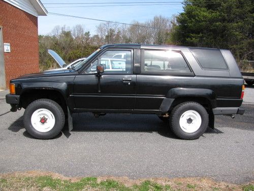 1987 toyota 4runner dlx sport utility 2-door 2.4l low miles!!