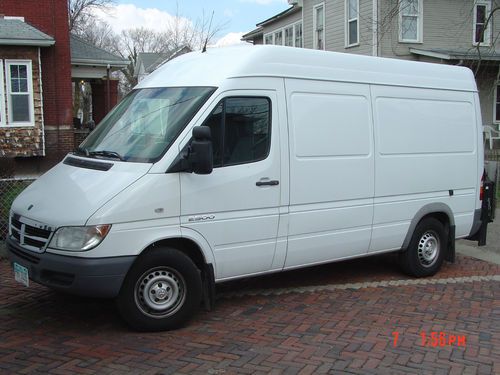 2006 dodge sprinter 2500 base standard cargo van 4-door 2.7l