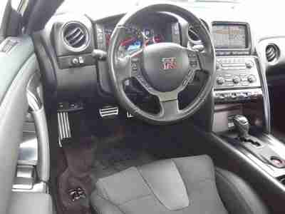 Nissan GT-R NAV Dual-Stage Frontal Airbags Cruise Control, image 6