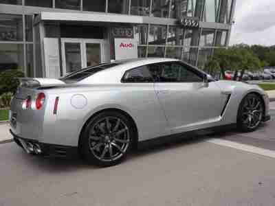 Nissan GT-R NAV Dual-Stage Frontal Airbags Cruise Control, image 10