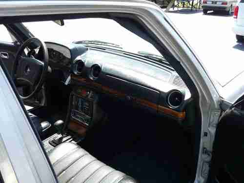 Mercedes 300D, image 17