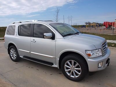 2010 infinity qx56 / 4x4 / navigation / dvd / chrome wheels / very clean