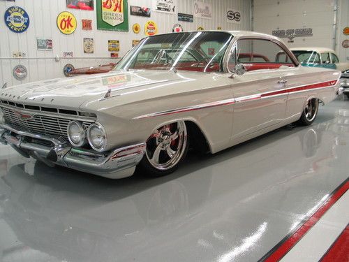 1961 impala pro touring air ride 18 + 20'' wheels  nice car