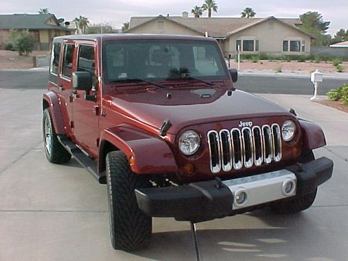 2008 wrangler unlimited sahara sport utility 4-door 2x2...looks and drives new!!